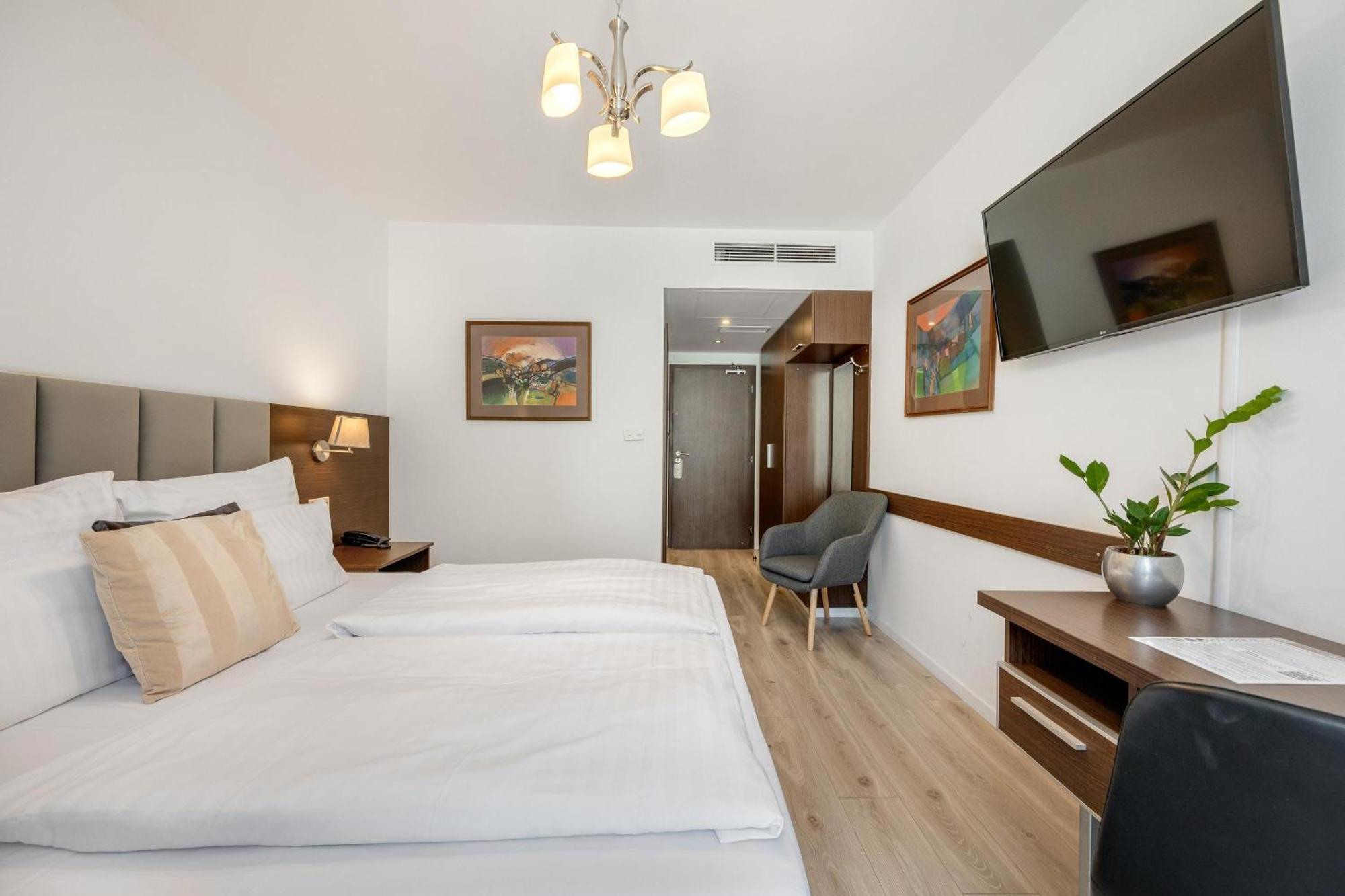 Hotel Antares Bratislava Exterior foto