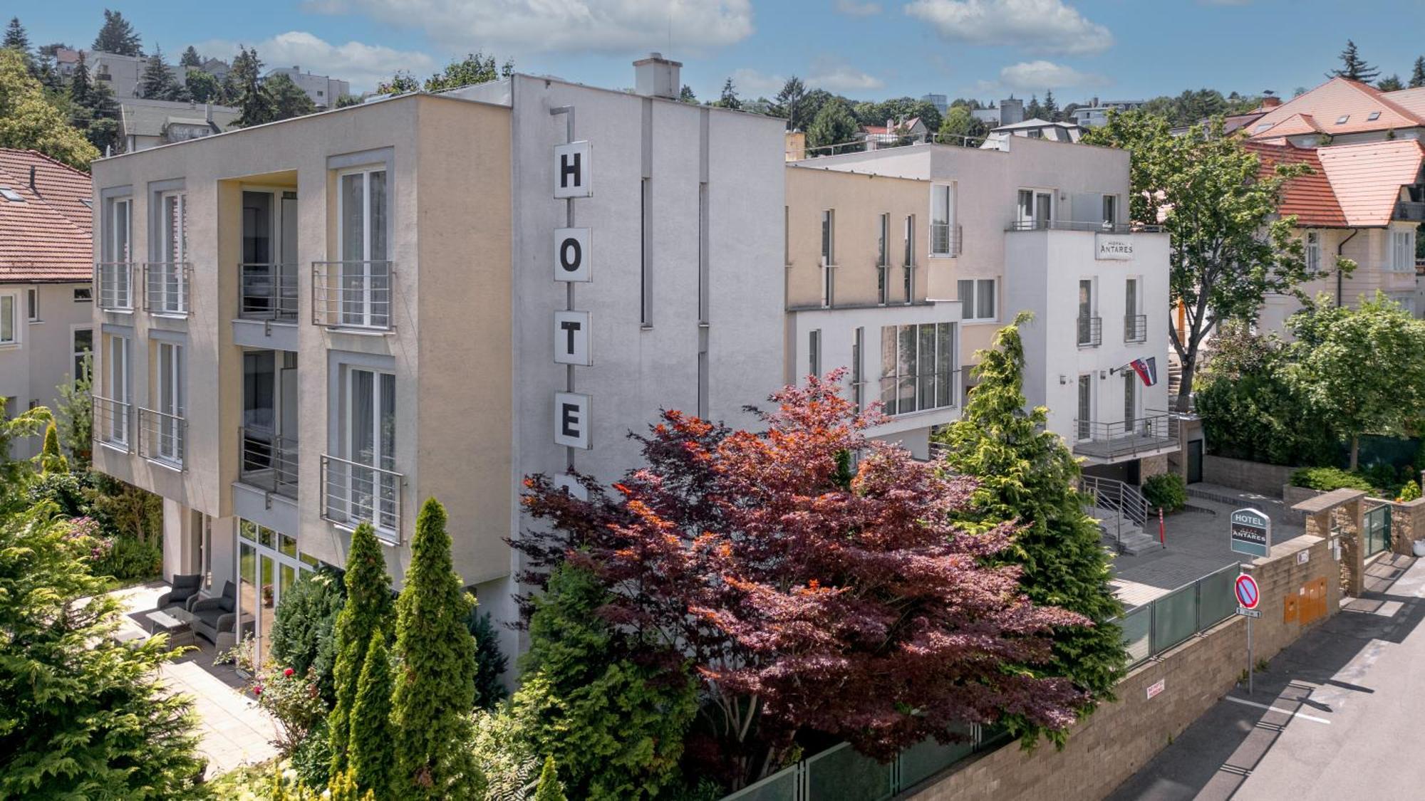 Hotel Antares Bratislava Exterior foto